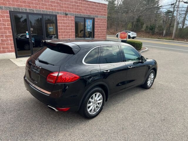 Used 2012 Porsche Cayenne w/ Convenience Pkg AWD/4WD image 5