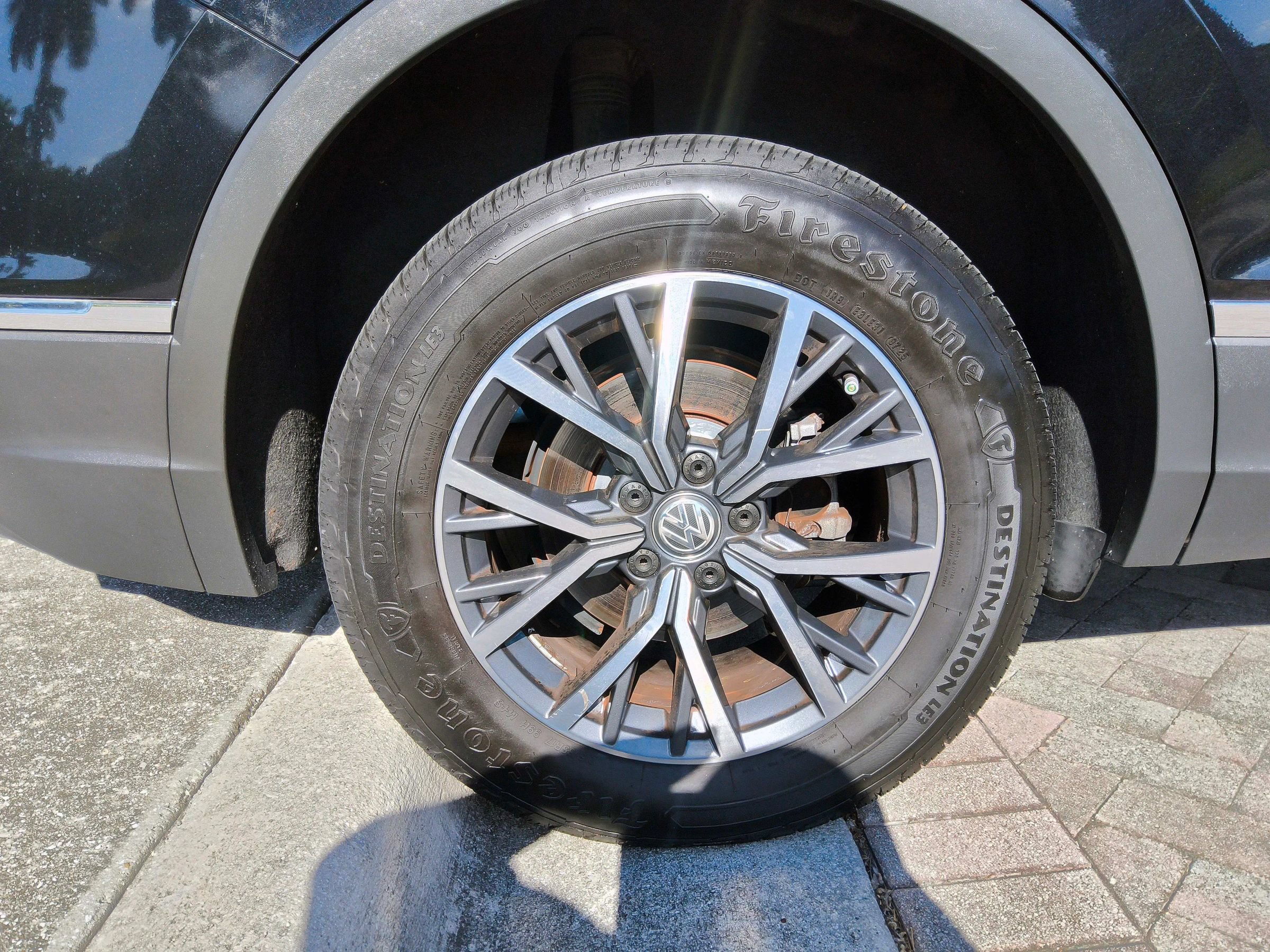 Used 2020 Volkswagen Tiguan S AWD/4WD image 48