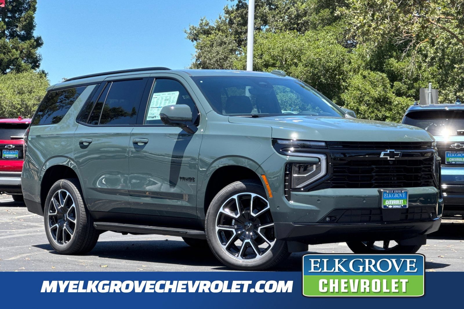 New 2026 Chevrolet Tahoe RST w/ Advanced Technology Package AWD/4WD image 1
