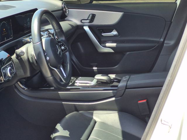 Used 2021 Mercedes-Benz A 220 image 15