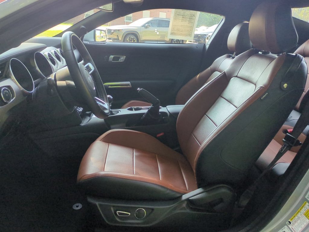 Used 2019 Ford Mustang GT Premium RWD image 21