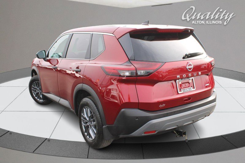 Used 2023 Nissan Rogue S image 6