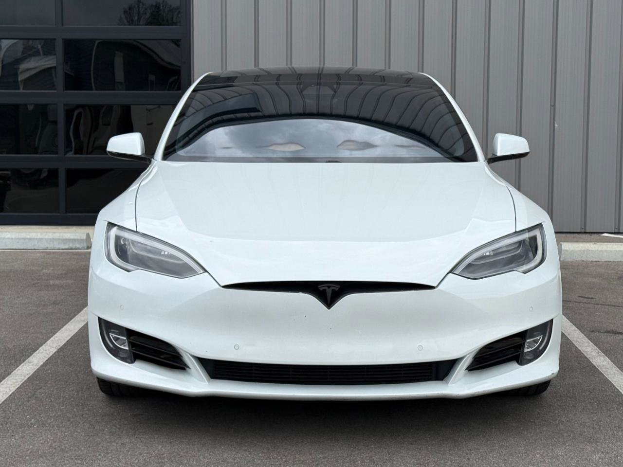 Used 2018 Tesla Model S 75D image 2