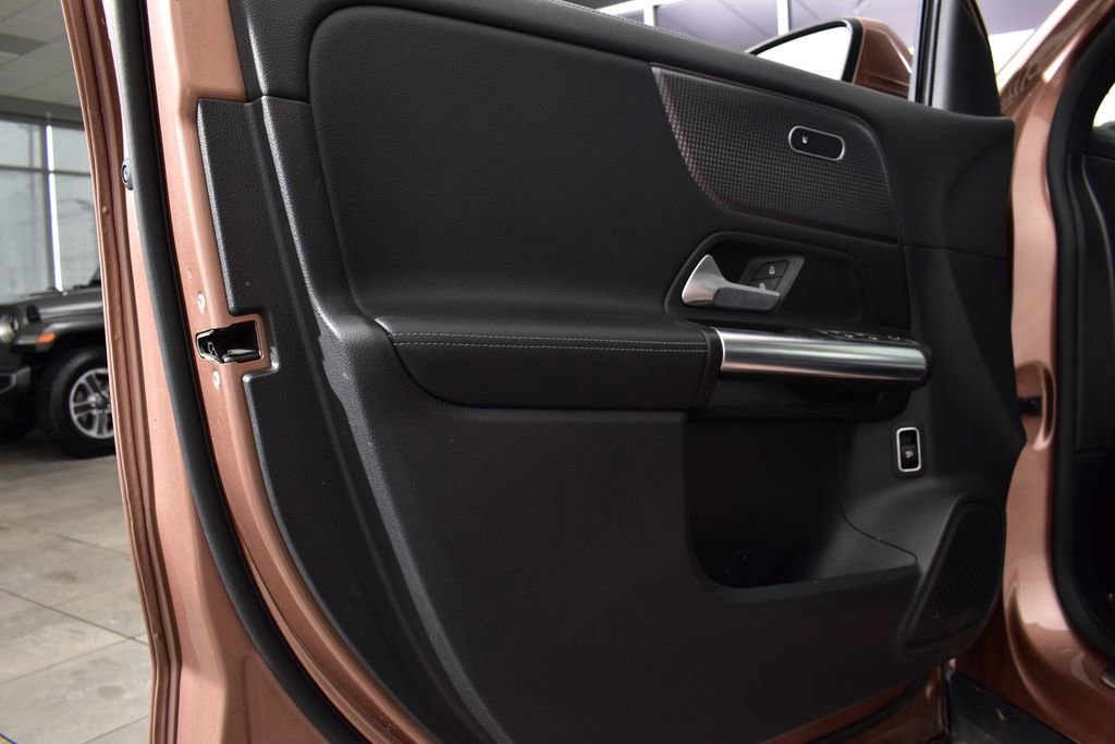 Certified 2022 Mercedes-Benz GLA 250 4MATIC image 12