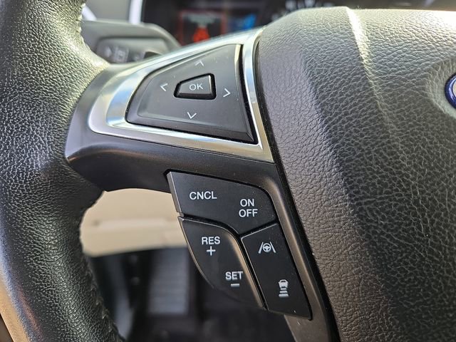 Used 2019 Ford Edge Titanium image 25