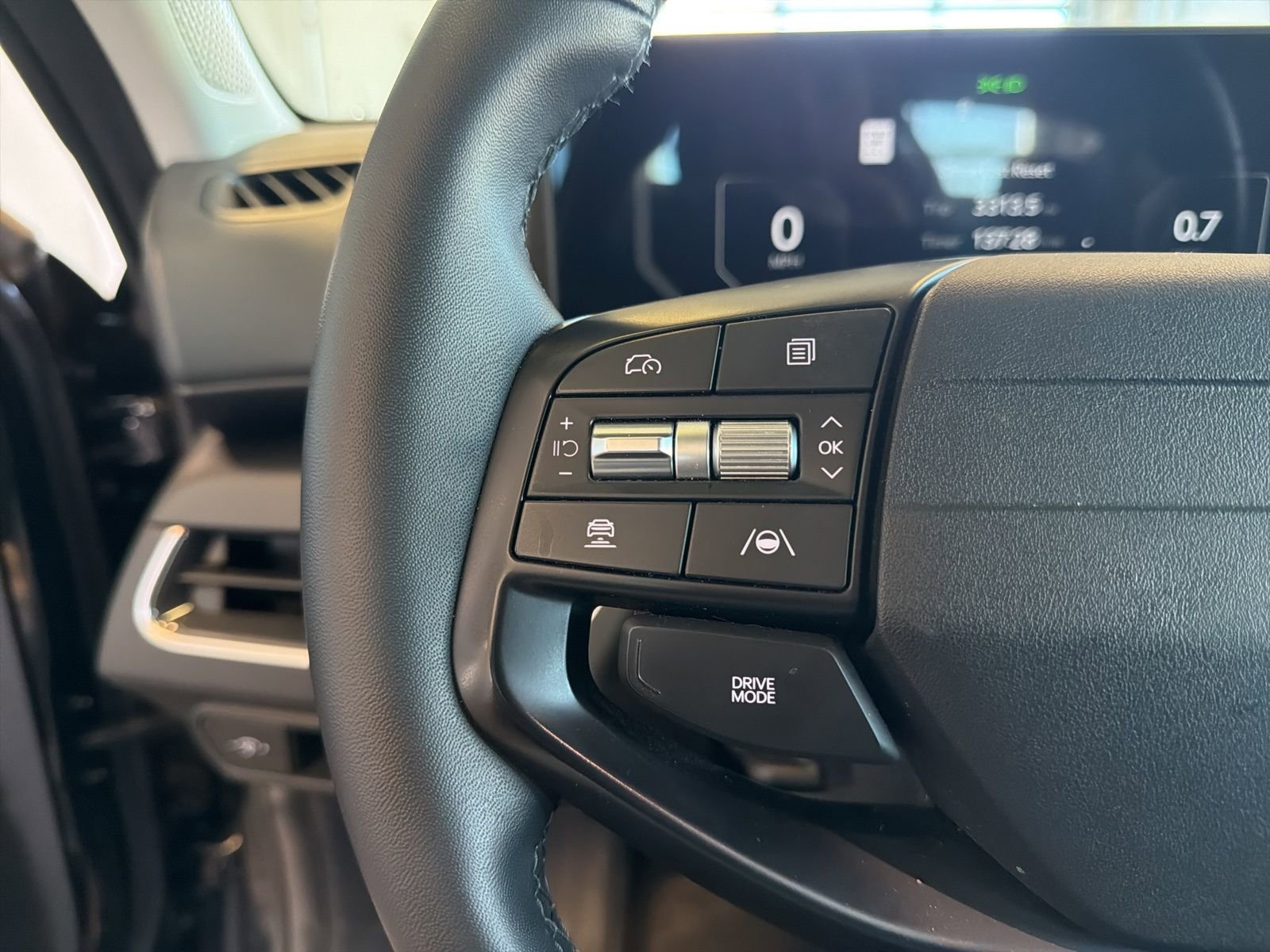 Used 2025 Kia K4 EX image 17