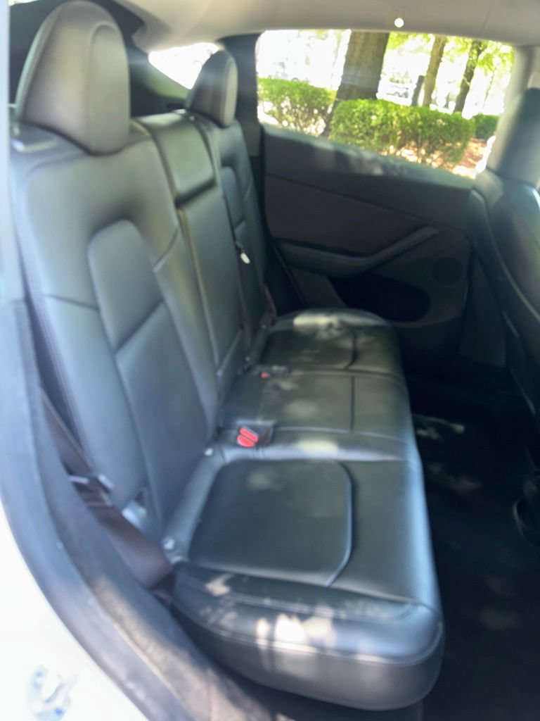 Used 2023 Tesla Model Y Long Range AWD/4WD image 23