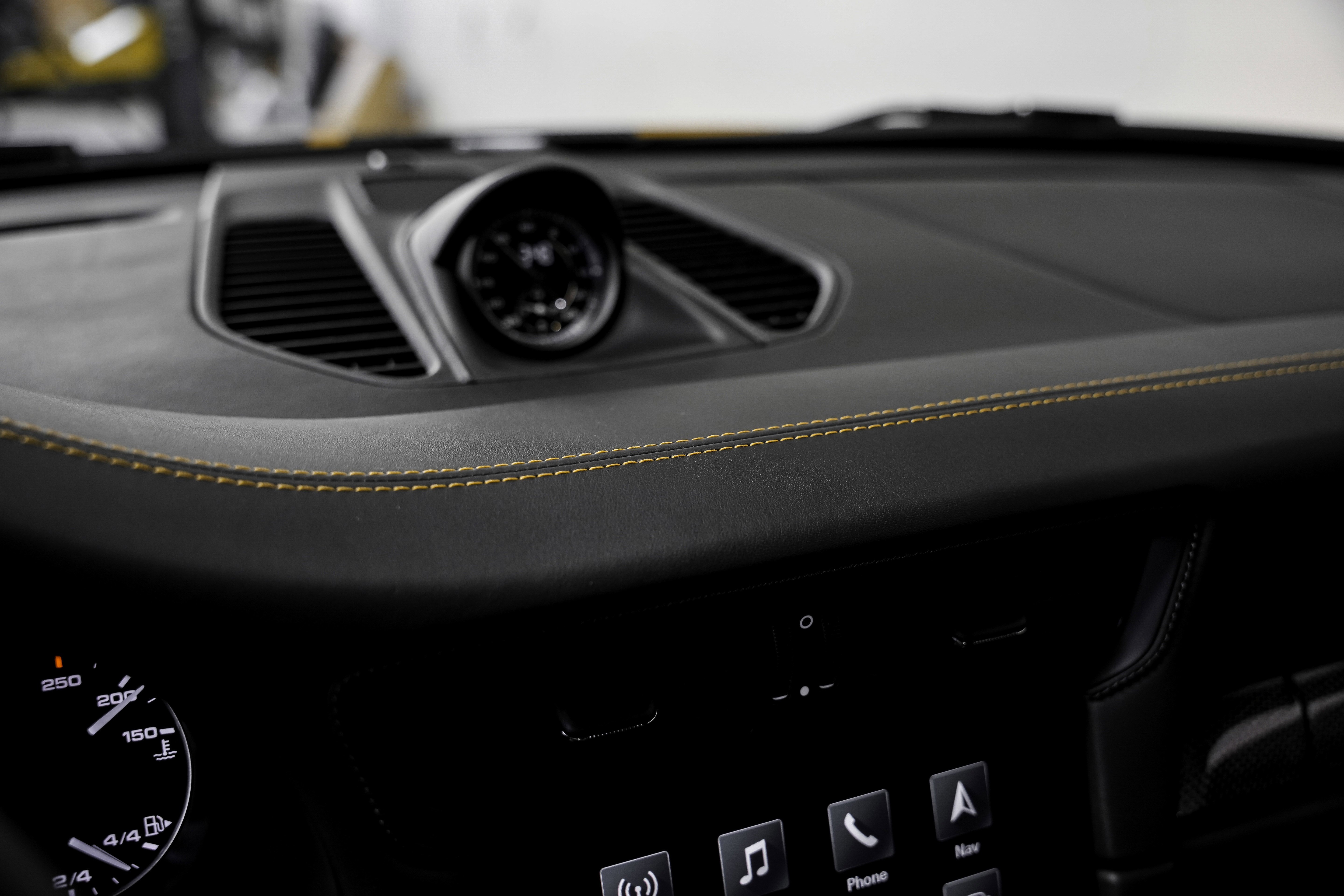 Used 2018 Porsche 911 Turbo S image 14