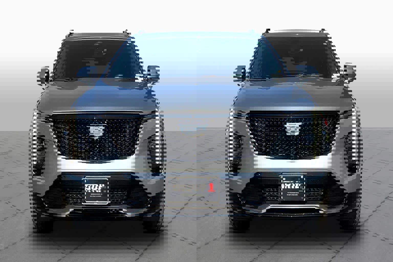 Used 2025 Cadillac XT4 Sport w/ LPO, Onyx Lite Package FWD image 4