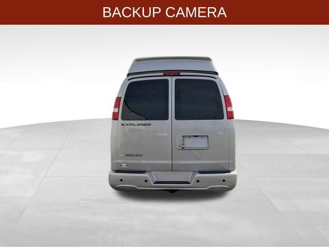 Used 2023 Chevrolet Express 2500 RWD image 6