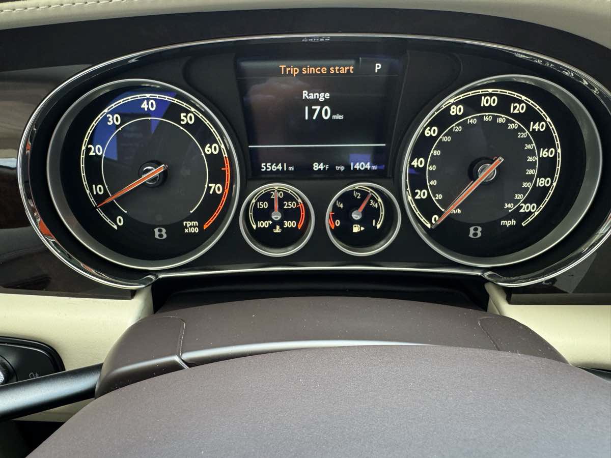 Used 2014 Bentley Flying Spur W12 AWD/4WD image 31