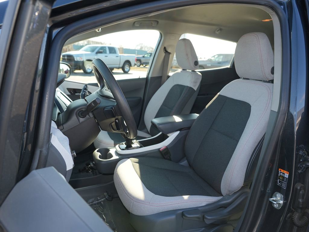 Used 2018 Chevrolet Bolt LT FWD image 12