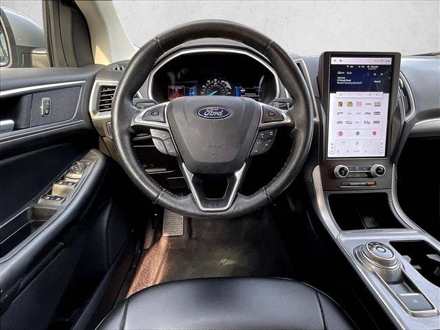 Used 2021 Ford Edge SEL w/ Convenience Package AWD/4WD image 6