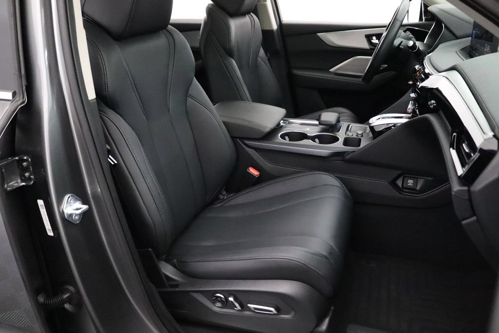 Certified 2024 Acura MDX SH-AWD image 15