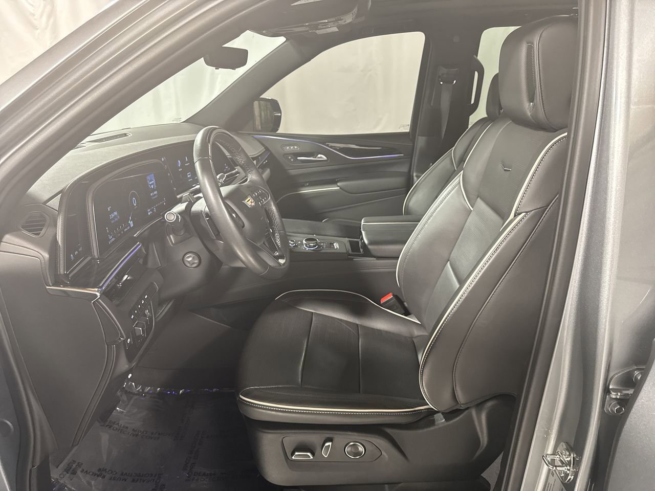 Used 2024 Cadillac Escalade Sport image 16