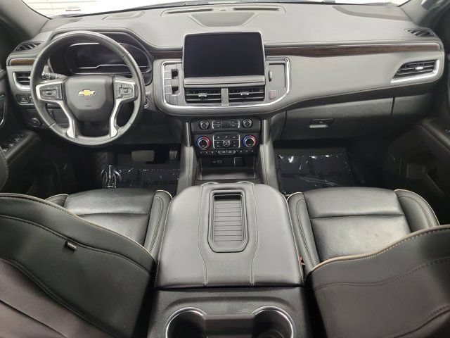 Used 2024 Chevrolet Suburban Premier RWD image 14