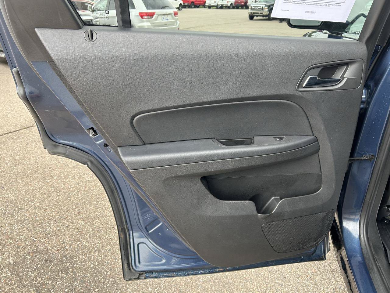 Used 2017 GMC Terrain SLE FWD image 13