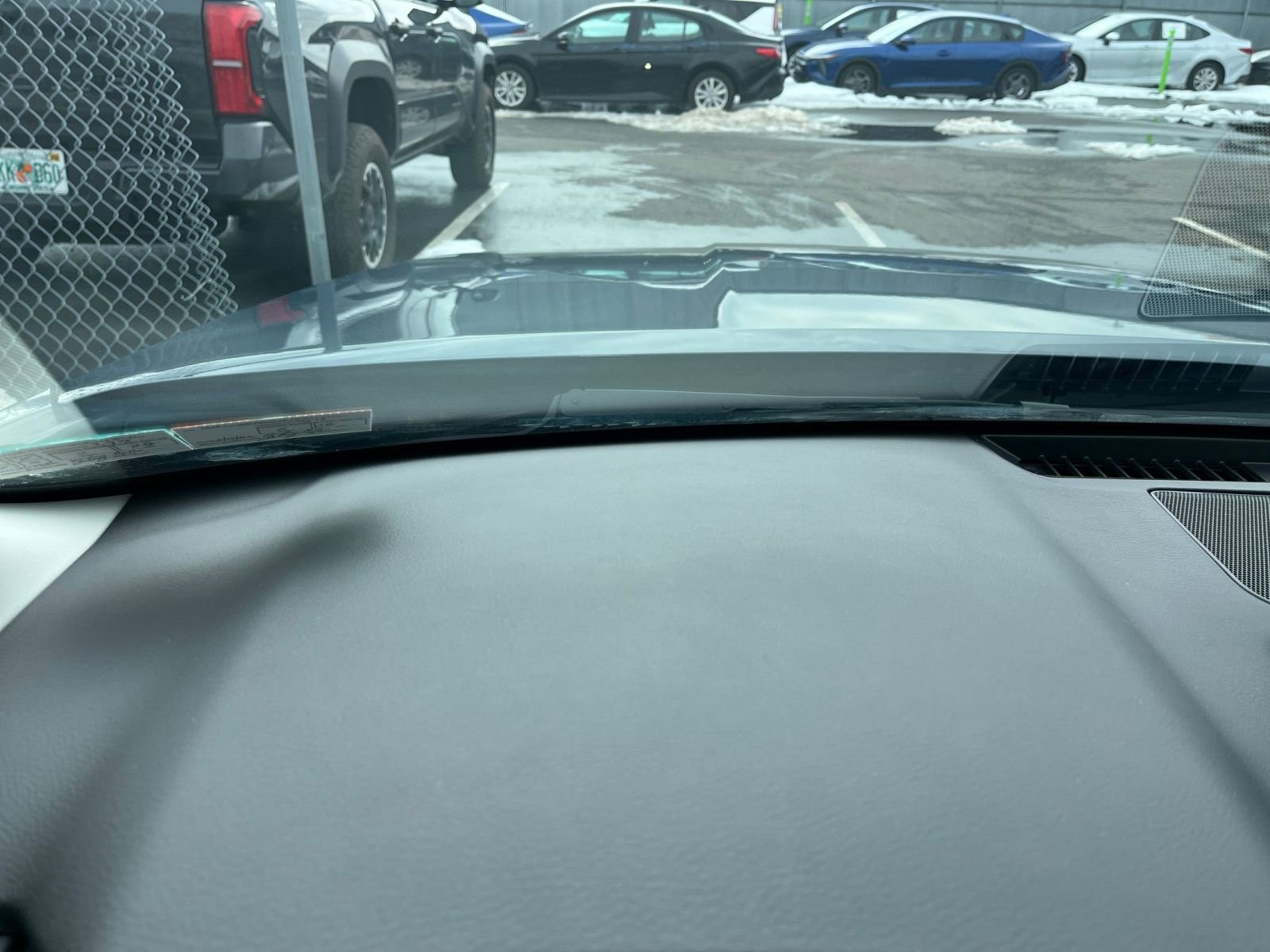 Used 2025 MAZDA CX-50 AWD 2.5 S w/ Premium Package image 36