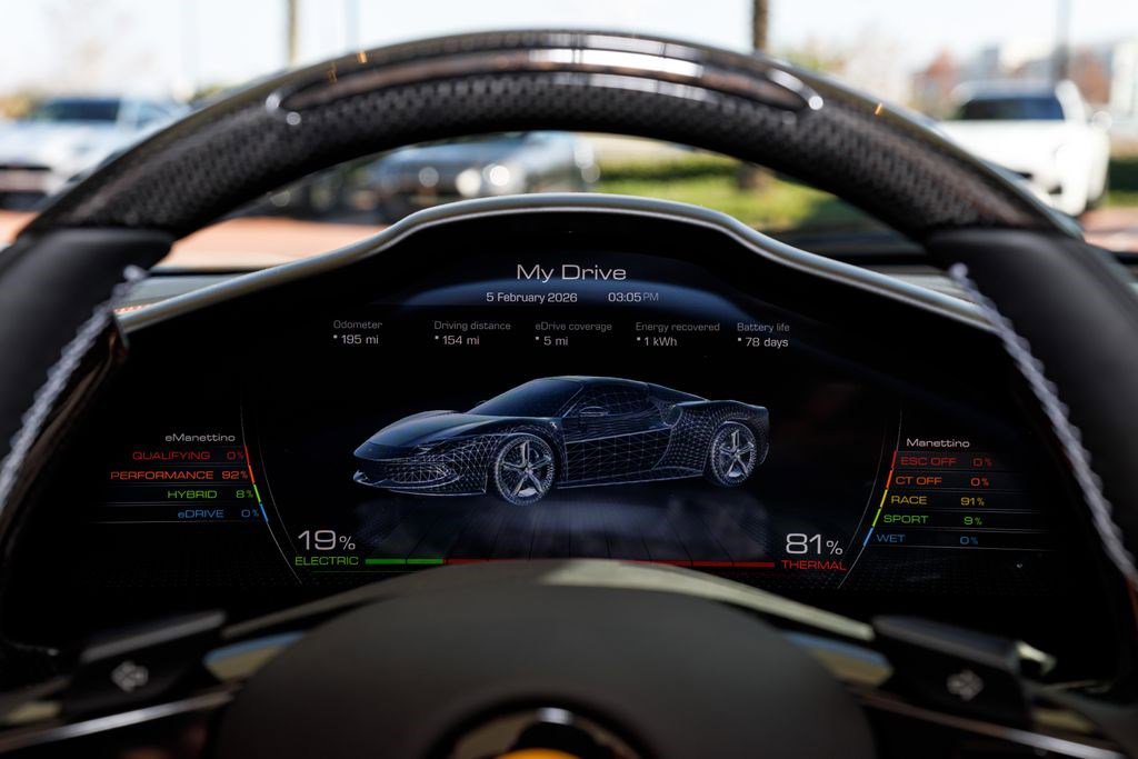 Used 2024 Ferrari 296 GTS RWD image 22