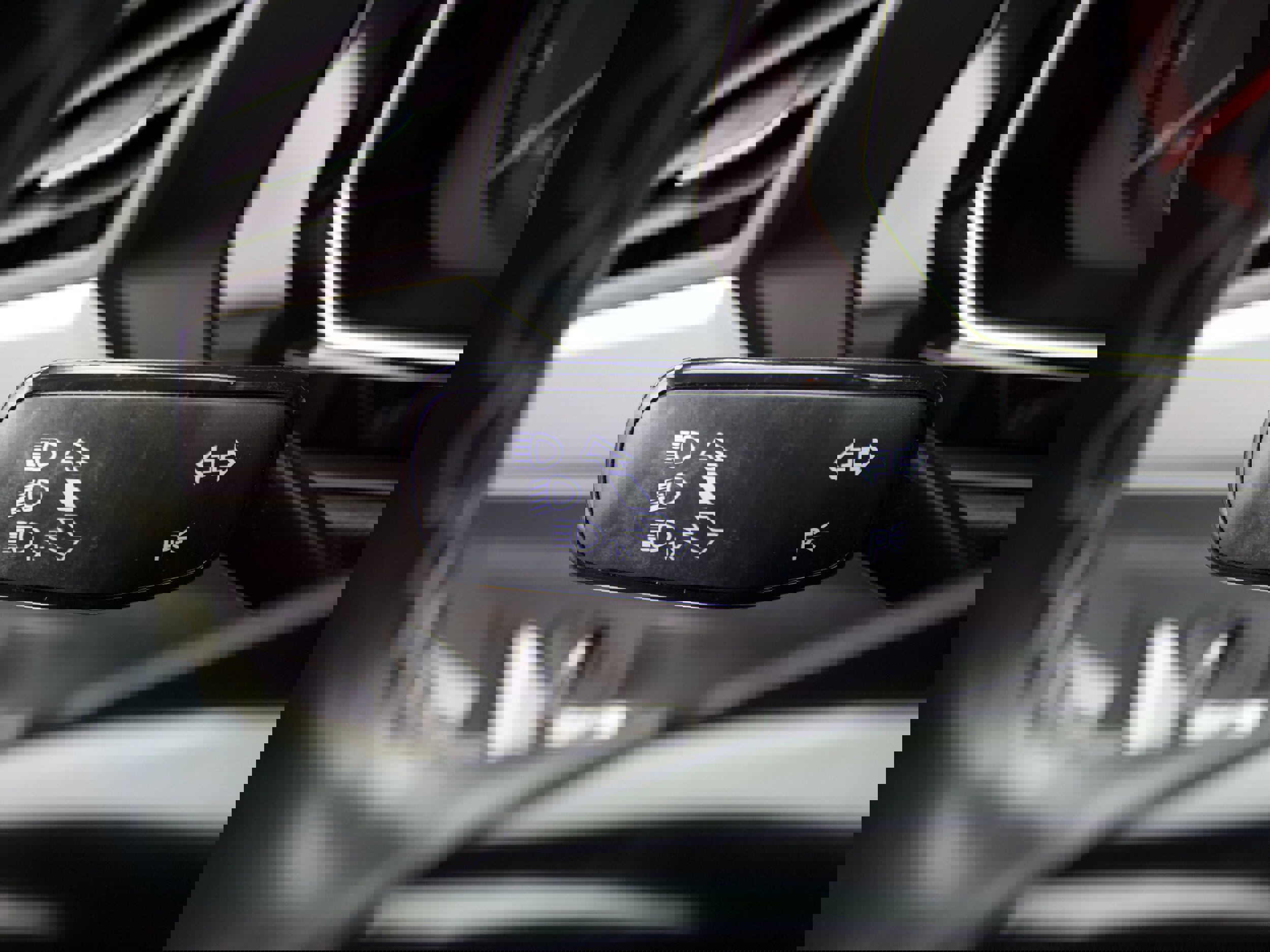 Used 2021 Volkswagen Jetta SE image 18