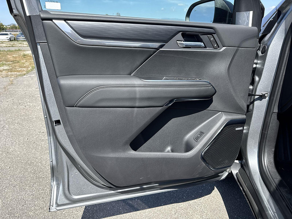New 2026 GMC Acadia Elevation FWD image 18