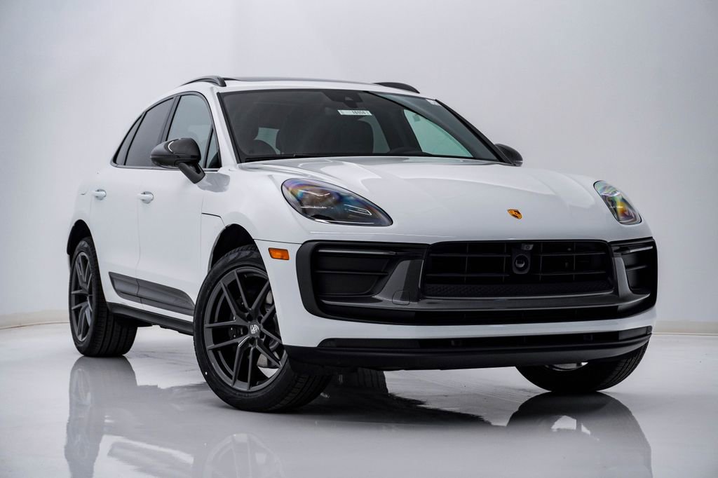 New 2026 Porsche Macan Turbo image 8