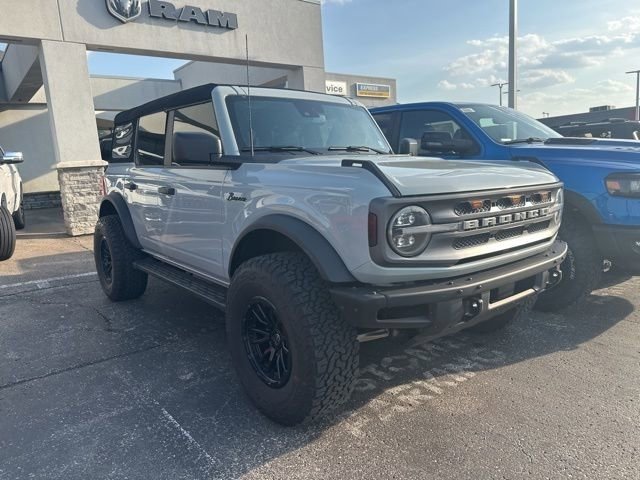 Used 2023 Ford Bronco Big Bend AWD/4WD image 3