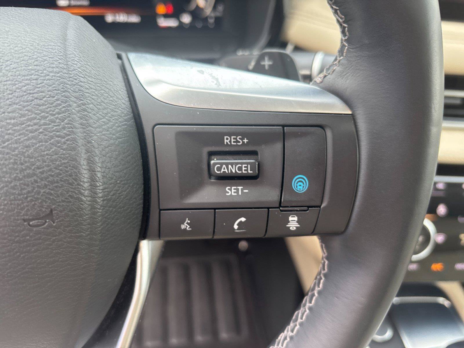 Used 2023 INFINITI QX60 Sensory w/ Cargo Package AWD/4WD image 20
