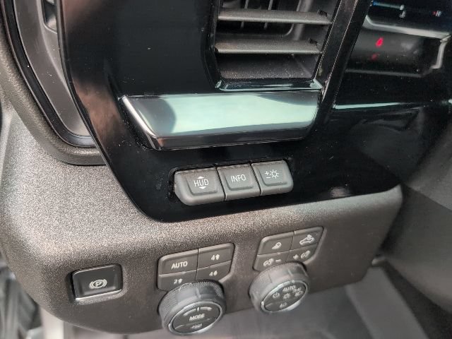Used 2026 Chevrolet Silverado 2500 ZR2 w/ LPO, Dark Essentials Package AWD/4WD image 32