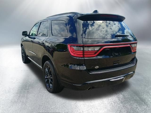 Used 2023 Dodge Durango GT AWD/4WD image 3
