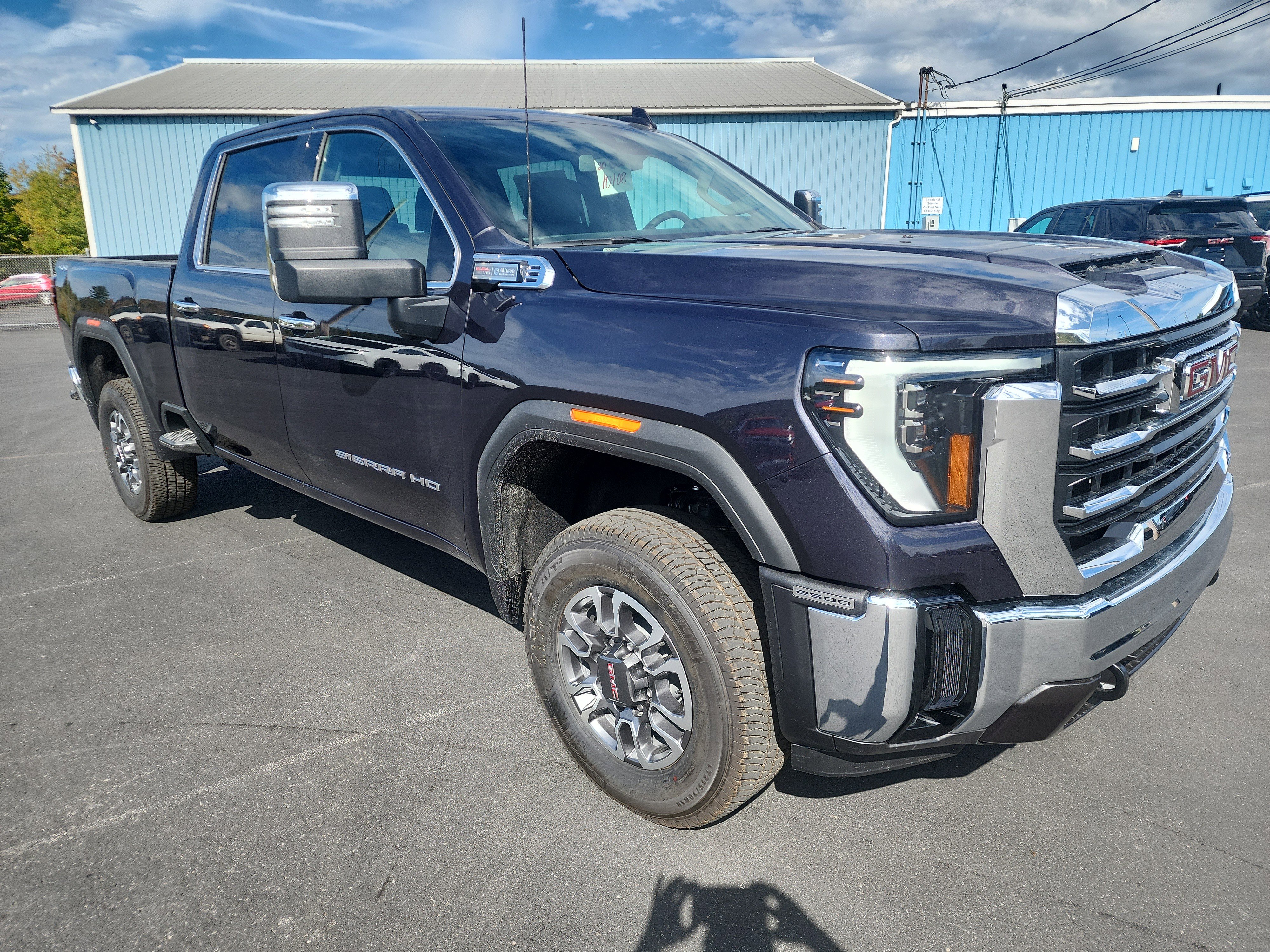 New 2026 GMC Sierra 2500 SLT w/ LPO, GMC Protection Package image 2
