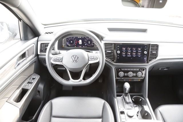 Used 2022 Volkswagen Atlas Cross Sport SE image 20
