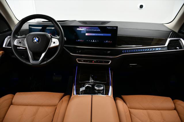 Used 2026 BMW X7 xDrive40i AWD/4WD image 32