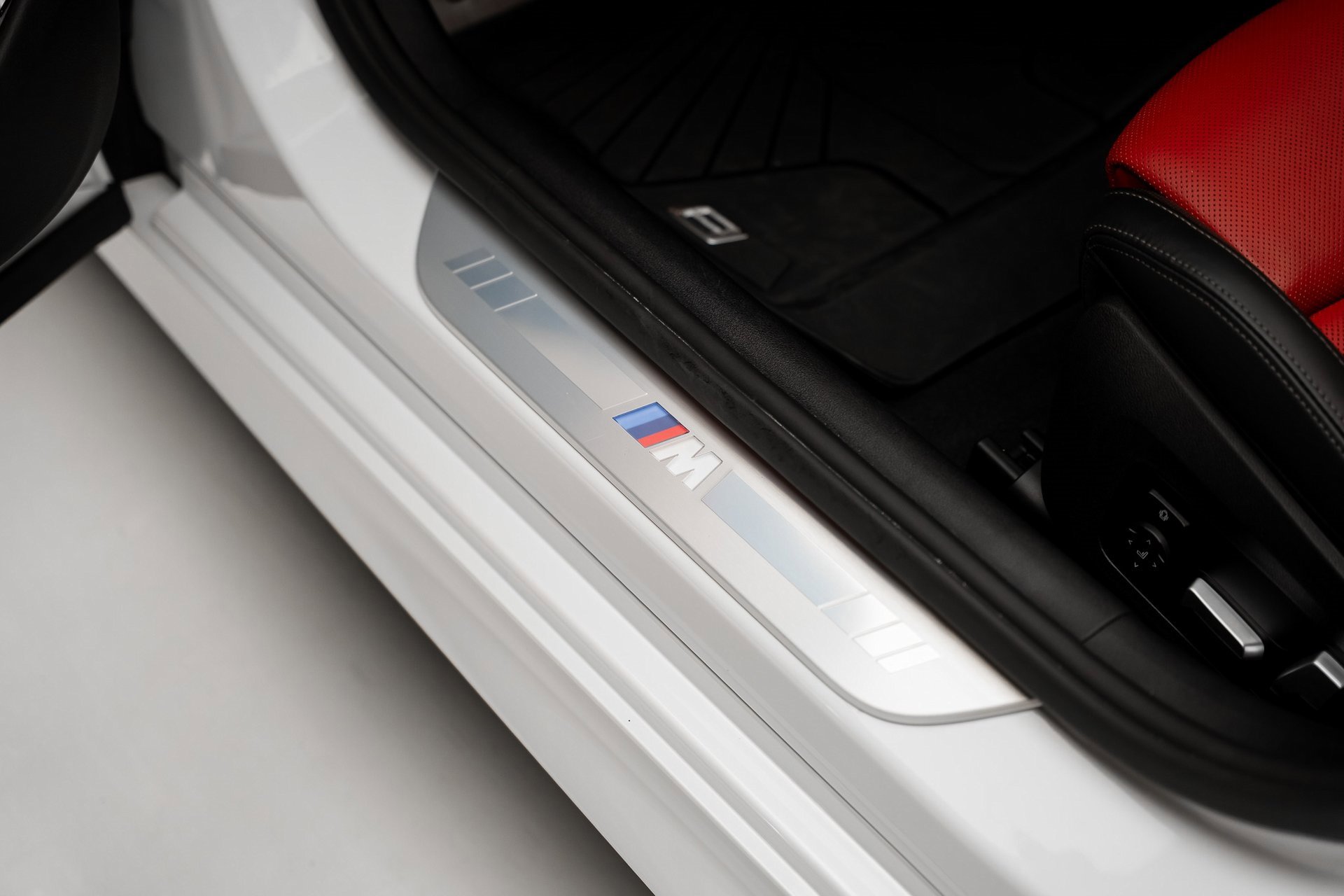 Used 2025 BMW 840i image 57