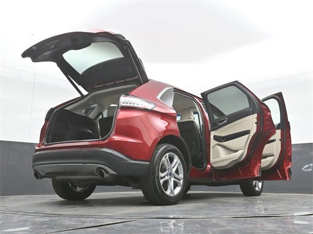 Used 2017 Ford Edge Titanium w/ Technology Package image 55