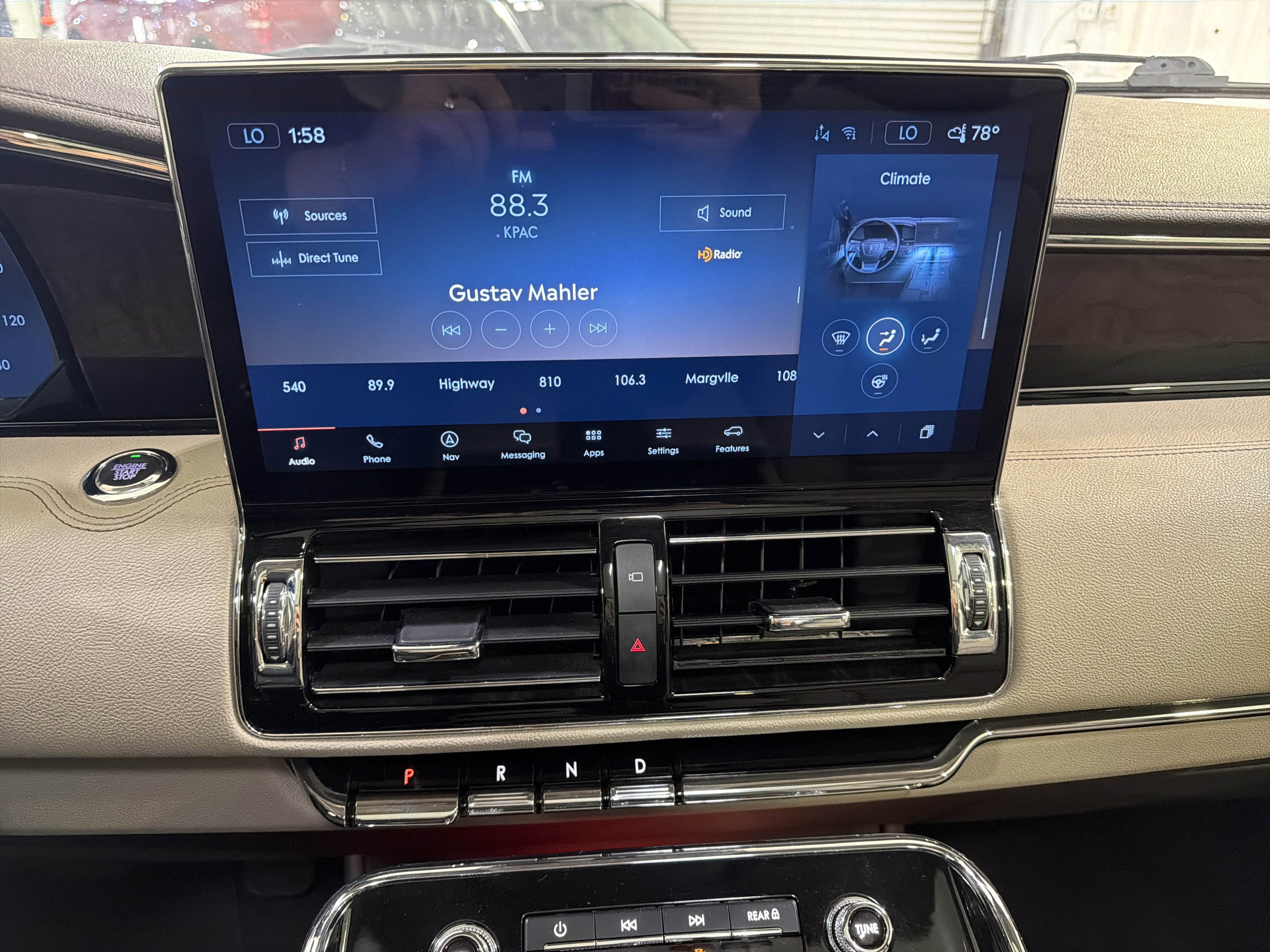 Used 2022 Lincoln Navigator L Reserve AWD/4WD image 17