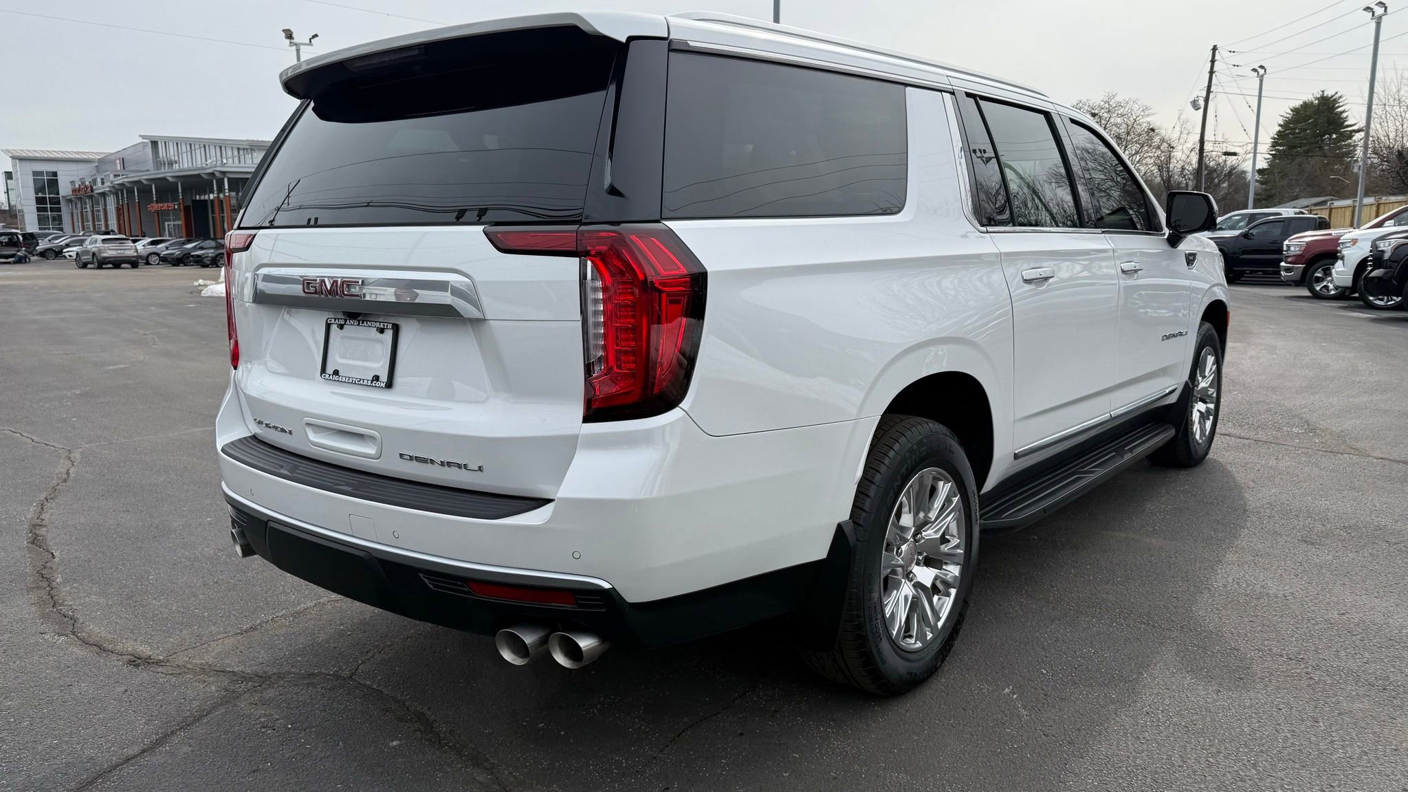 Used 2021 GMC Yukon XL Denali image 3