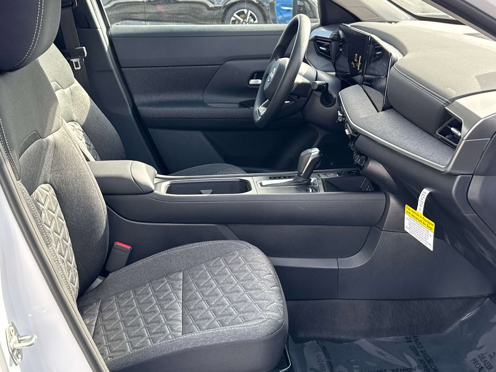 New 2026 Nissan Kicks SV w/ SV Premium Package image 25