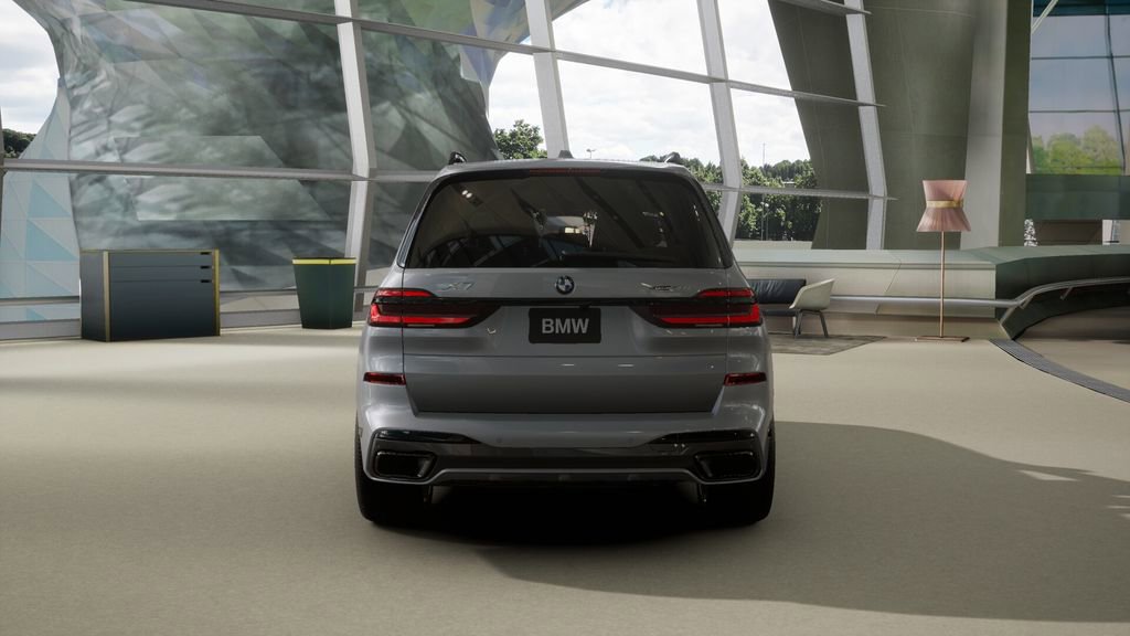 Used 2026 BMW X7 xDrive40i w/ M Sport Package image 34