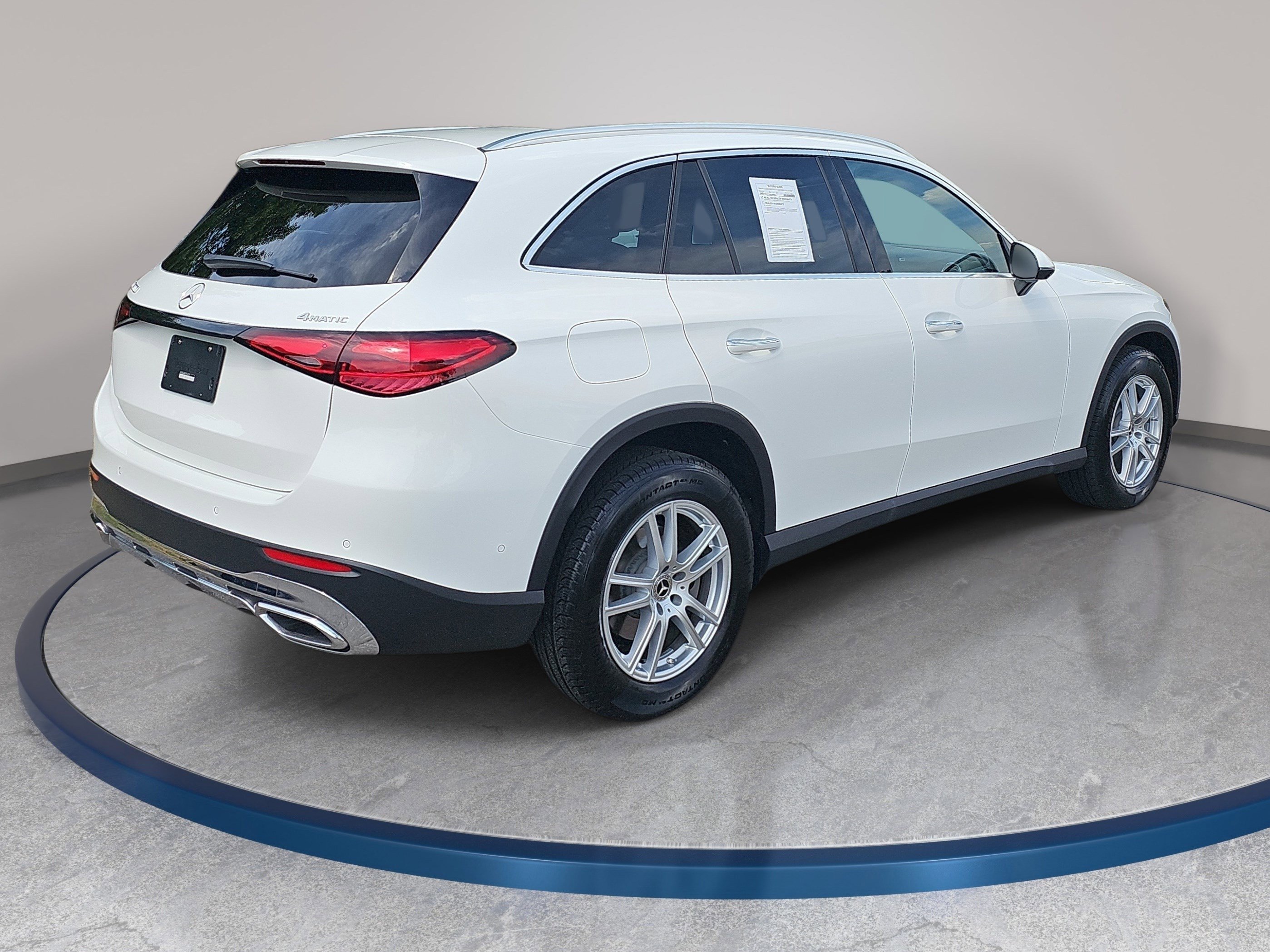 Used 2026 Mercedes-Benz GLC 300 4MATIC image 6