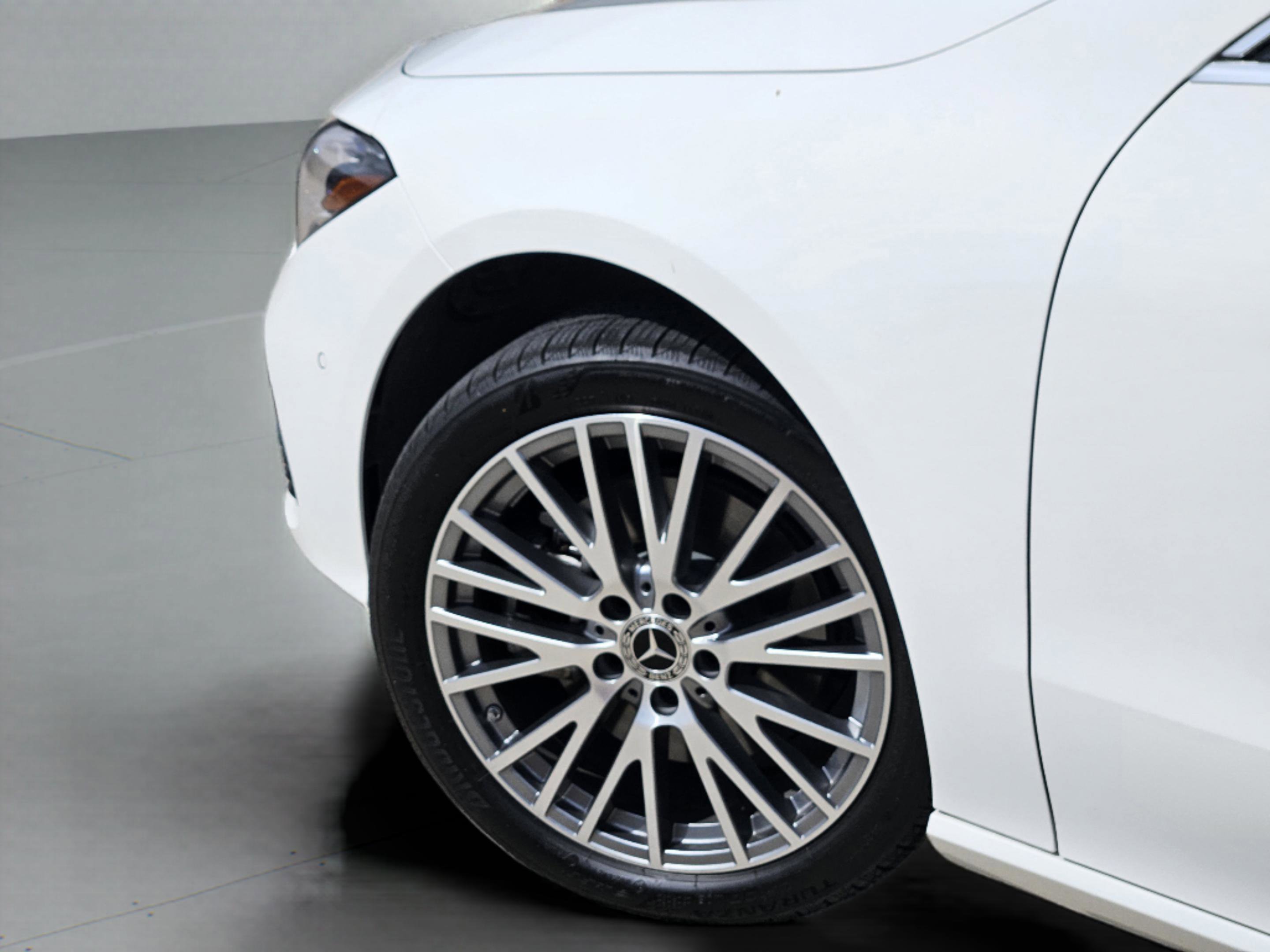 Certified 2026 Mercedes-Benz CLA 250 image 5