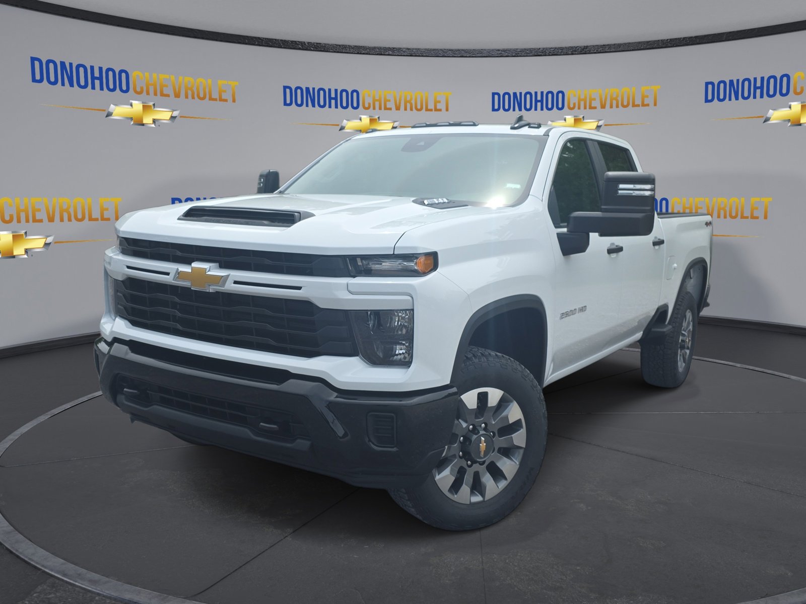 New 2026 Chevrolet Silverado 2500 Custom AWD/4WD image 4
