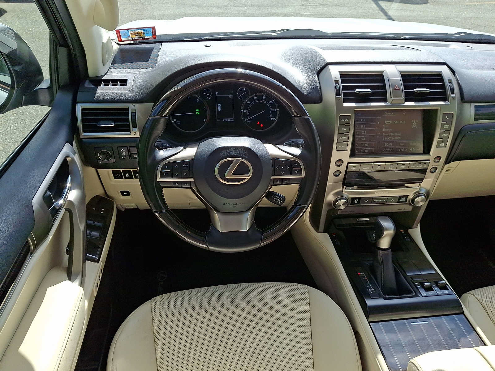 Used 2020 Lexus GX 460 Premium w/ Premium Package AWD/4WD image 12