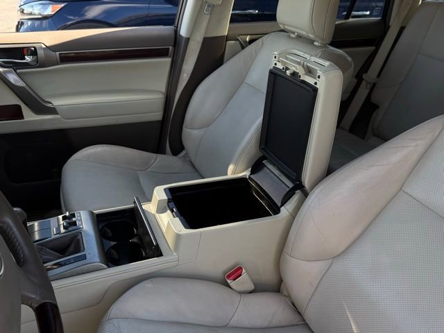 Used 2019 Lexus GX 460 Premium w/ Premium Package image 37