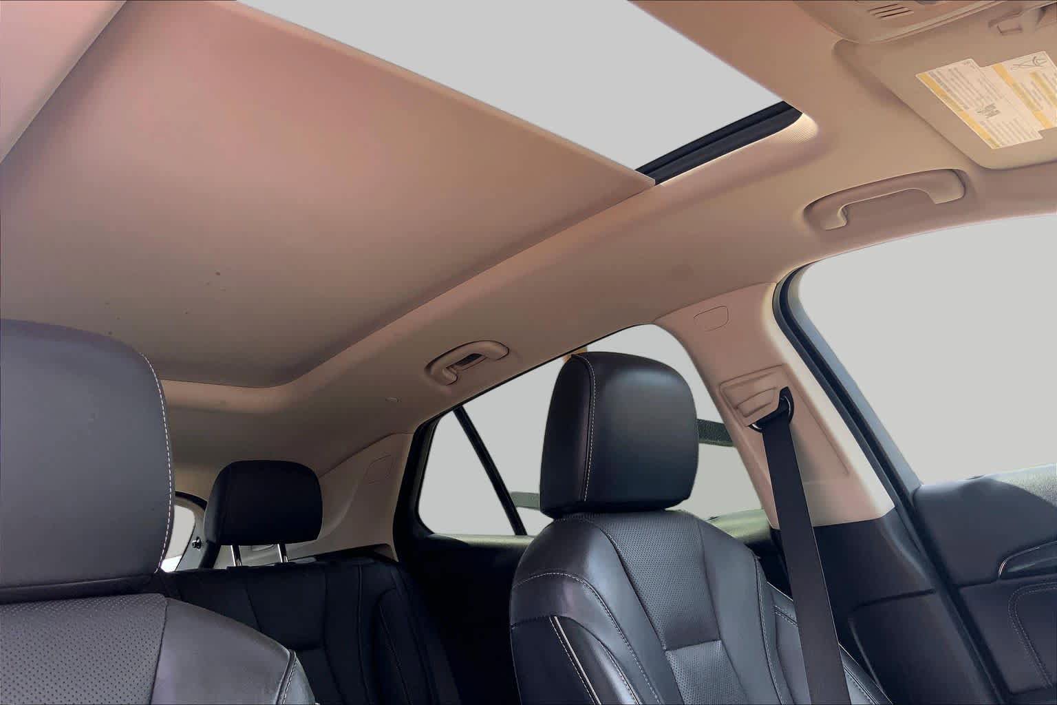 Used 2022 Buick Envision Essence w/ Safety Package FWD image 14