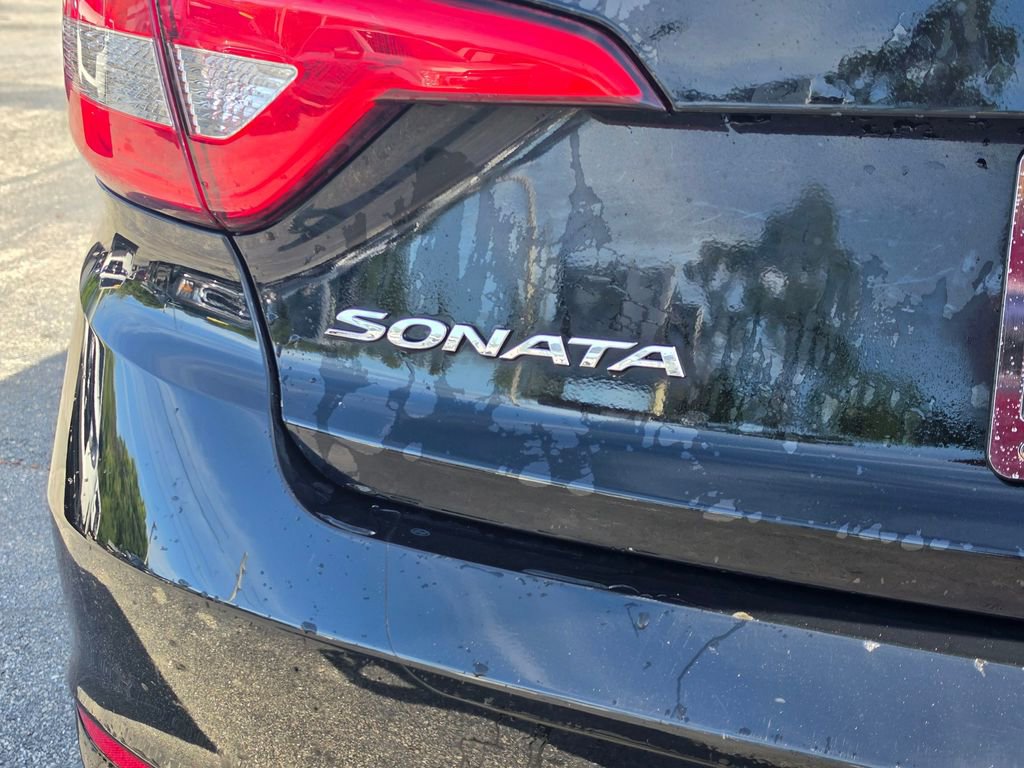 Used 2015 Hyundai Sonata Sport w/ Option Group 03 FWD image 10