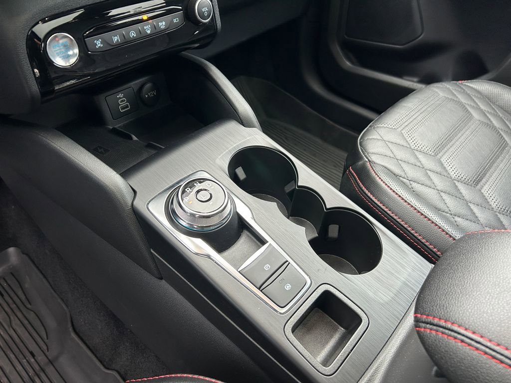 Used 2024 Ford Escape ST-Line Elite w/ Premium Technology Package image 36