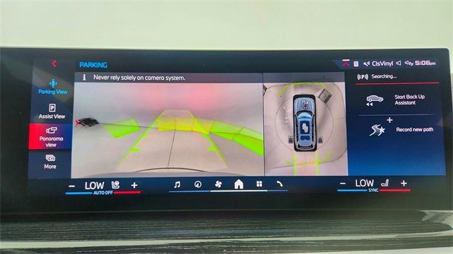 Used 2025 BMW X7 M60i image 48