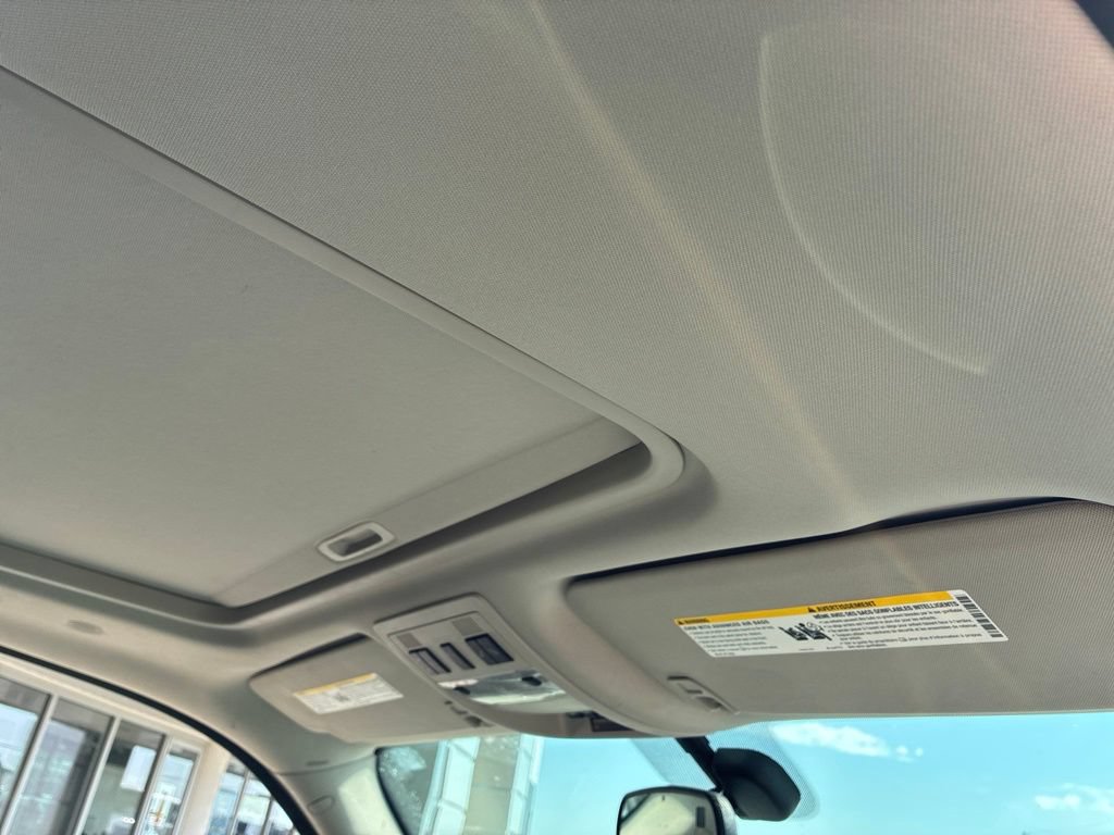 Used 2007 Chevrolet Tahoe LTZ w/ LTZ Preferred Equipment Group AWD/4WD image 12