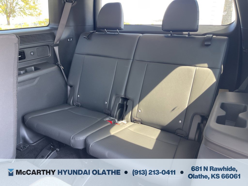 Used 2026 Hyundai Santa Fe SEL FWD image 6